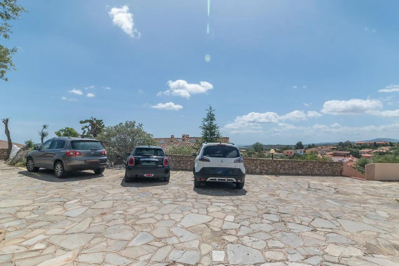 Trilo Monte Petrosu Con Giardino Daire İtalya